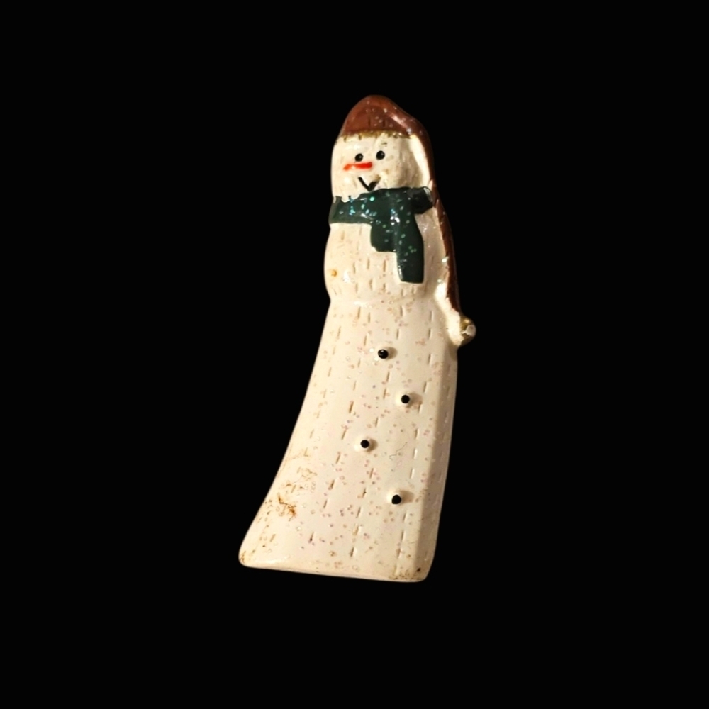 Vintage Charming Snowman Brooch P1P19